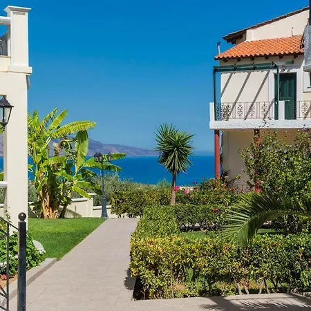 Antilia Apartament Tavronitis